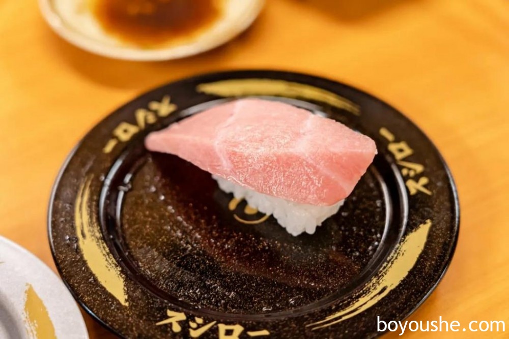 我居然在迪拜世博会,吃到了日本旋转寿司界的四大天王之首 — Sushiro(寿司郎)