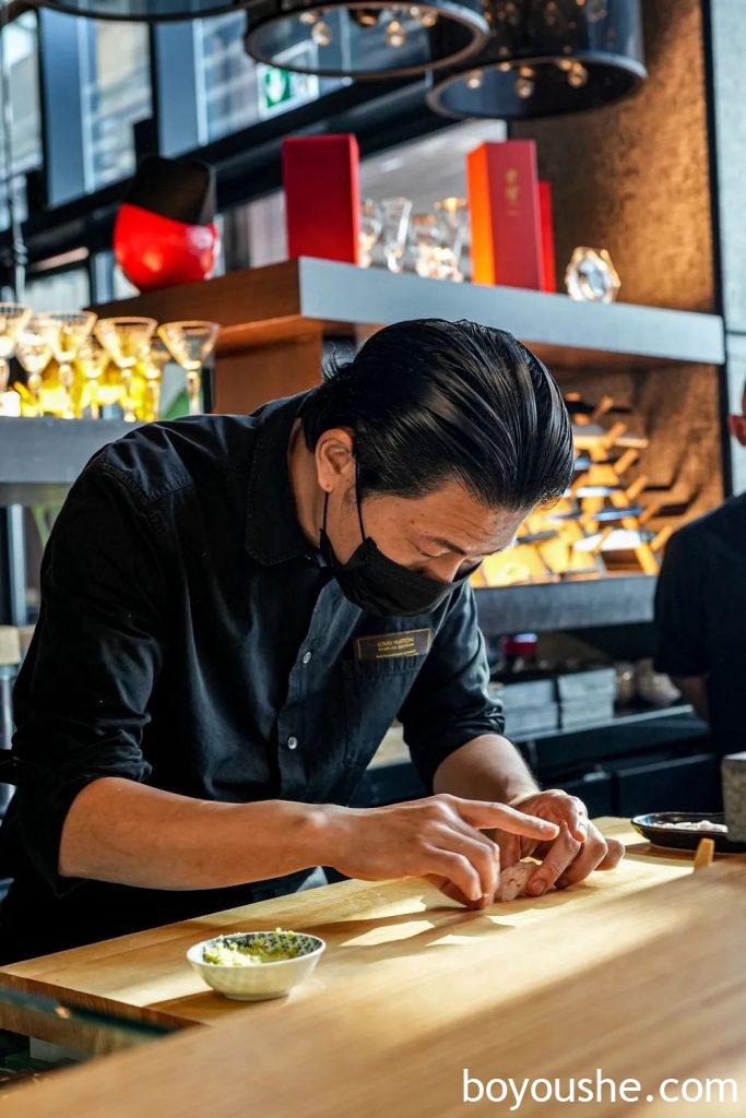 告诉你什么才是真正的Omakase!品尝Takahisa崇寿2500迪/人的顶级无菜单料理